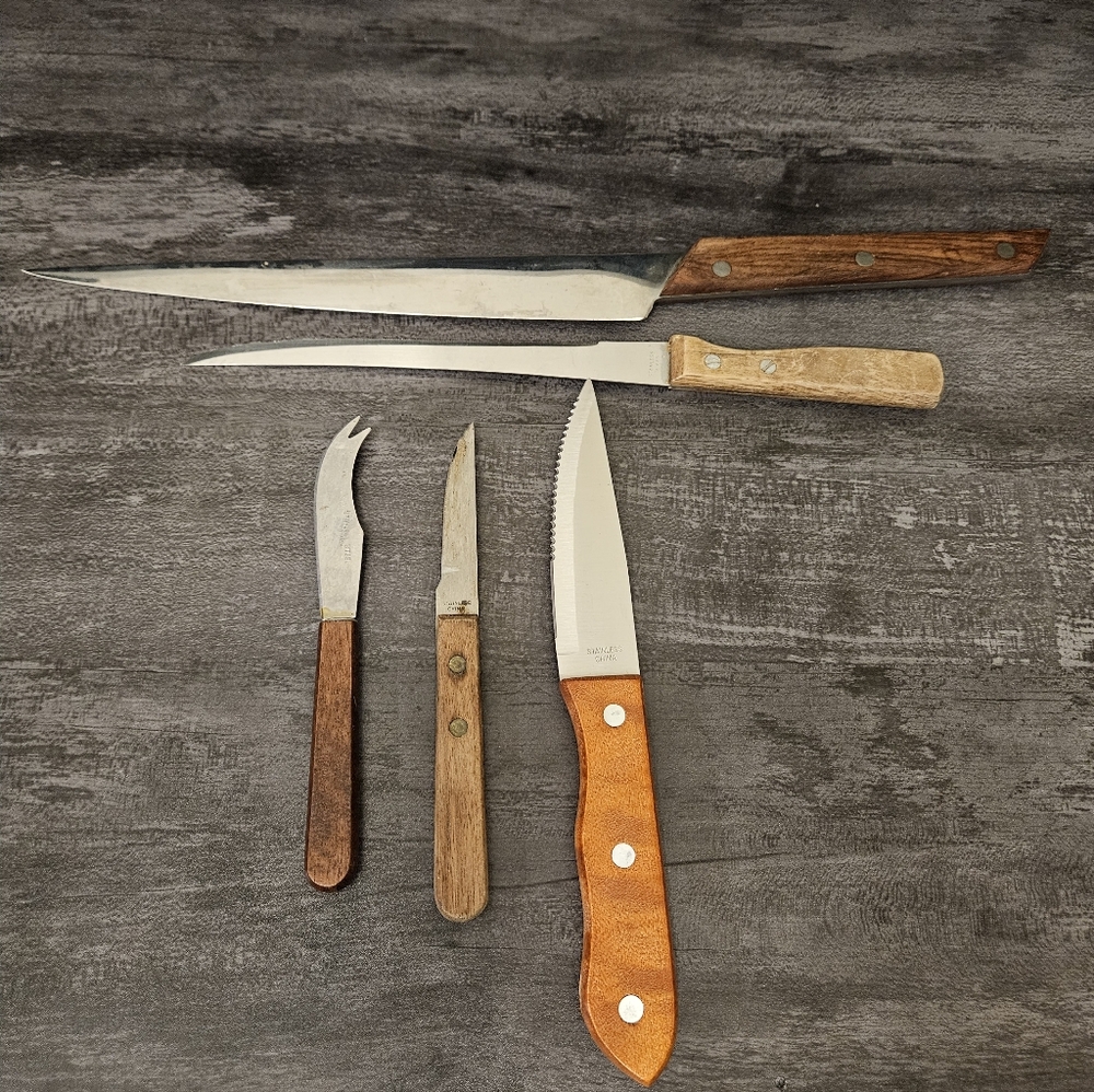 Assorted Wood Handle Steak Knives